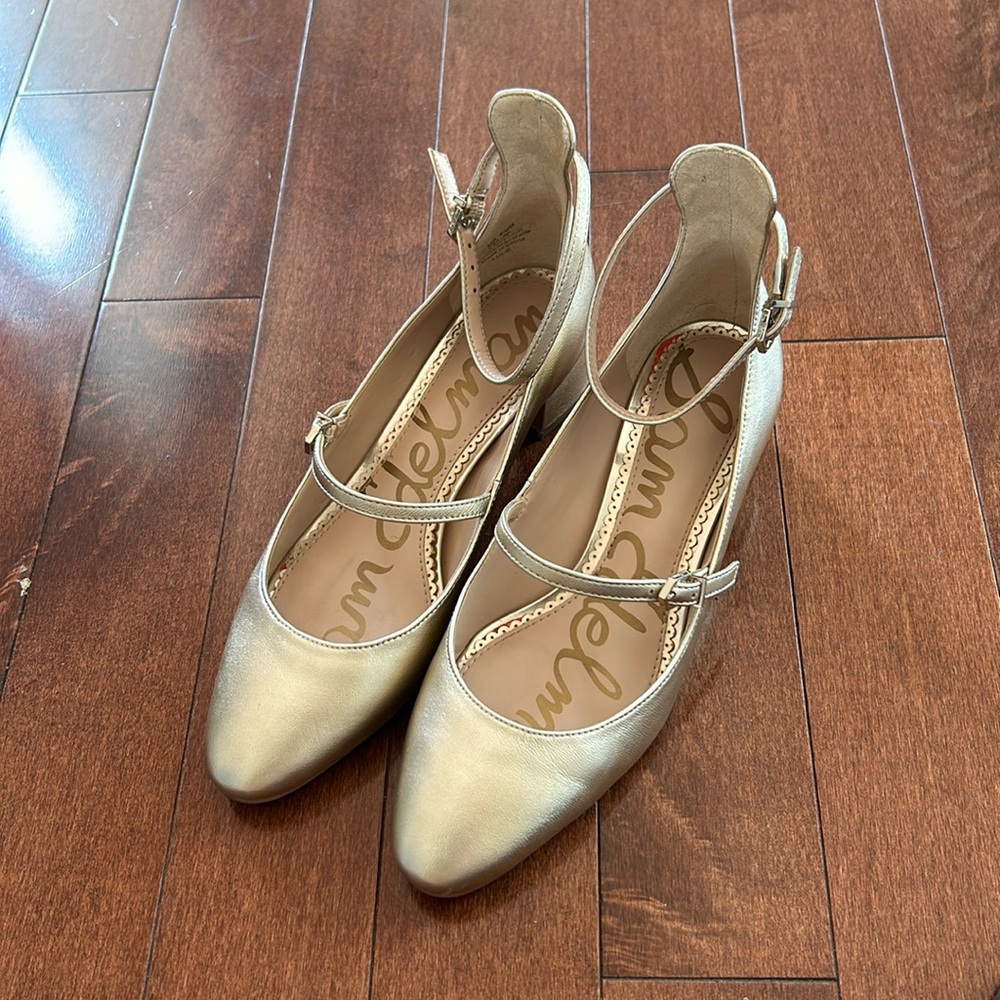 Sam Edelman heels us 6